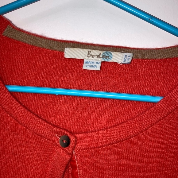 Boden Brand 100% Cashmere cardigan sweater Ladies 6/S/M USA 10UK Like New! - Picture 3 of 3